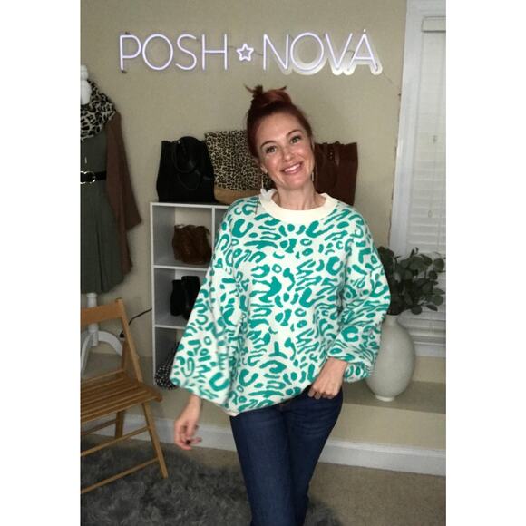Alyssa Exotic Bubble Sleeve Sweater-Green - Picture 2 of 3